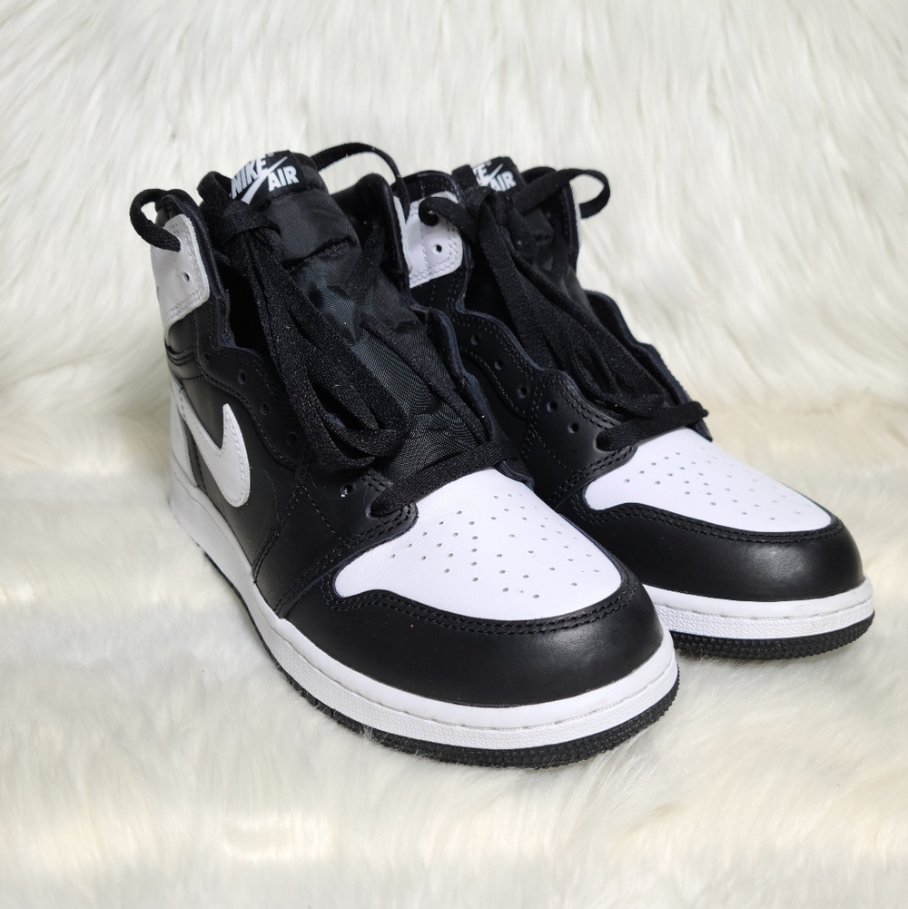 Nike Air Jordan 1 Retro High OG Black White 2.0 Women 8.5 / Youth 7  NWOB - Picture 2 of 7